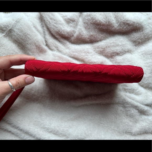 ❣️Vera Bradley Red Wristlet Wallet❣️ - Picture 5 of 13